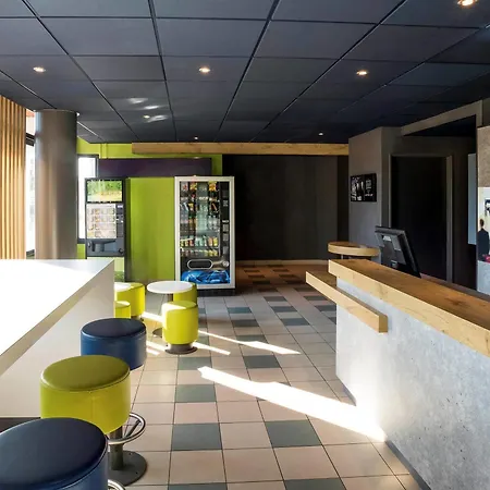 Ibis Budget Orly Chevilly Tram 7 2*