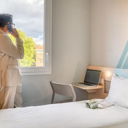 Ibis Budget Orly Chevilly Tram 7