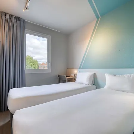 Ibis Budget Orly Chevilly Tram 7 Hotel 2*