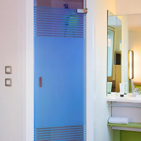 Ibis Budget Orly Chevilly Tram 7 Hotel 2*